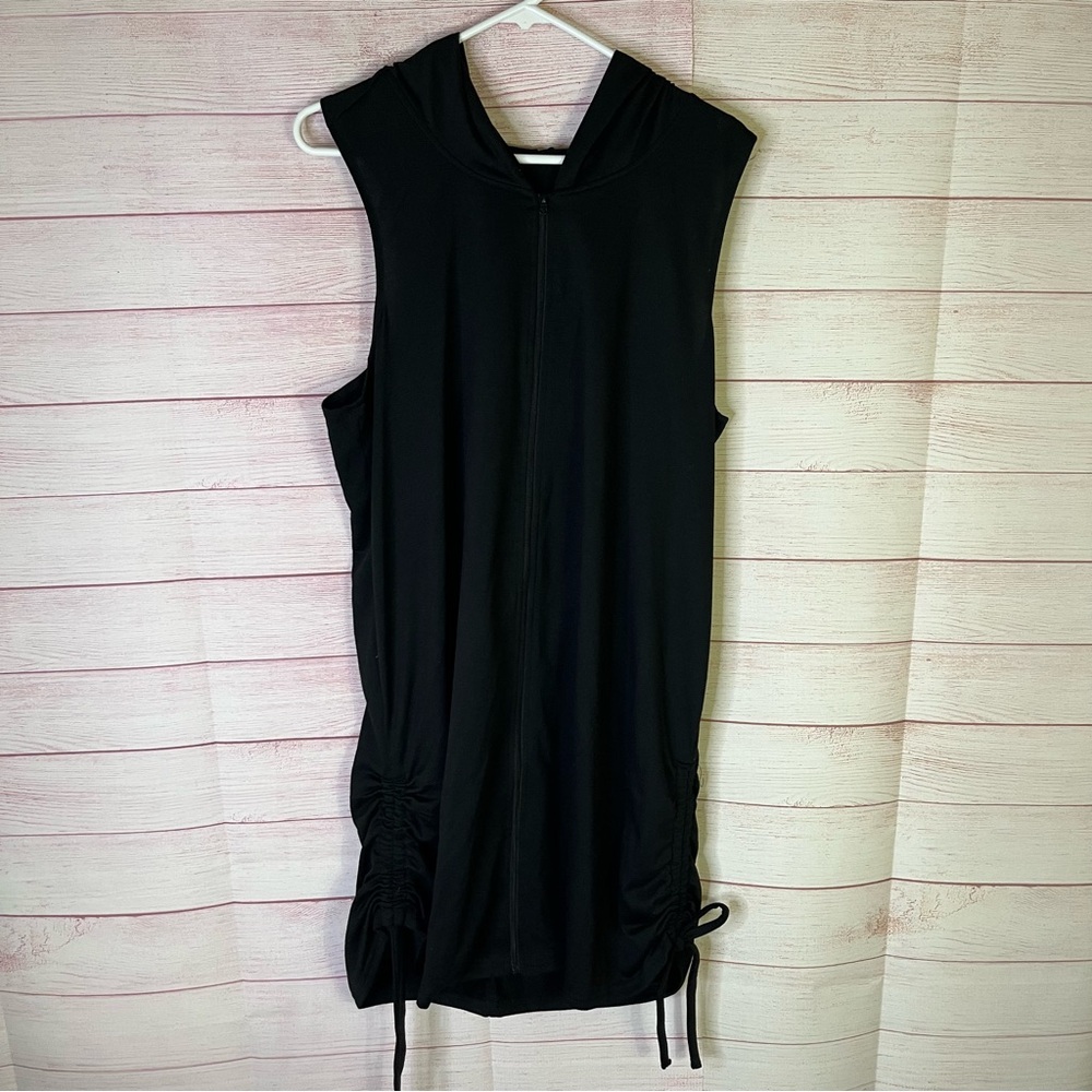 Swimsuits For All Black Full Zipper Hooded Drawstring Hem Coverup Size 14/16